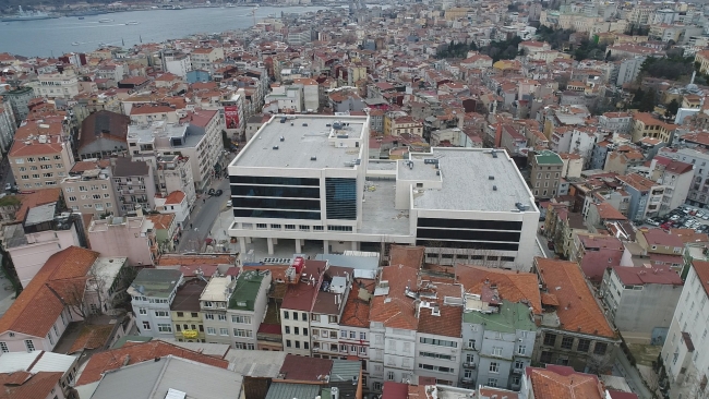 Yeniden inşa edilen Taksim İlk Yardım Hastanesi inşaatında sona gelindi